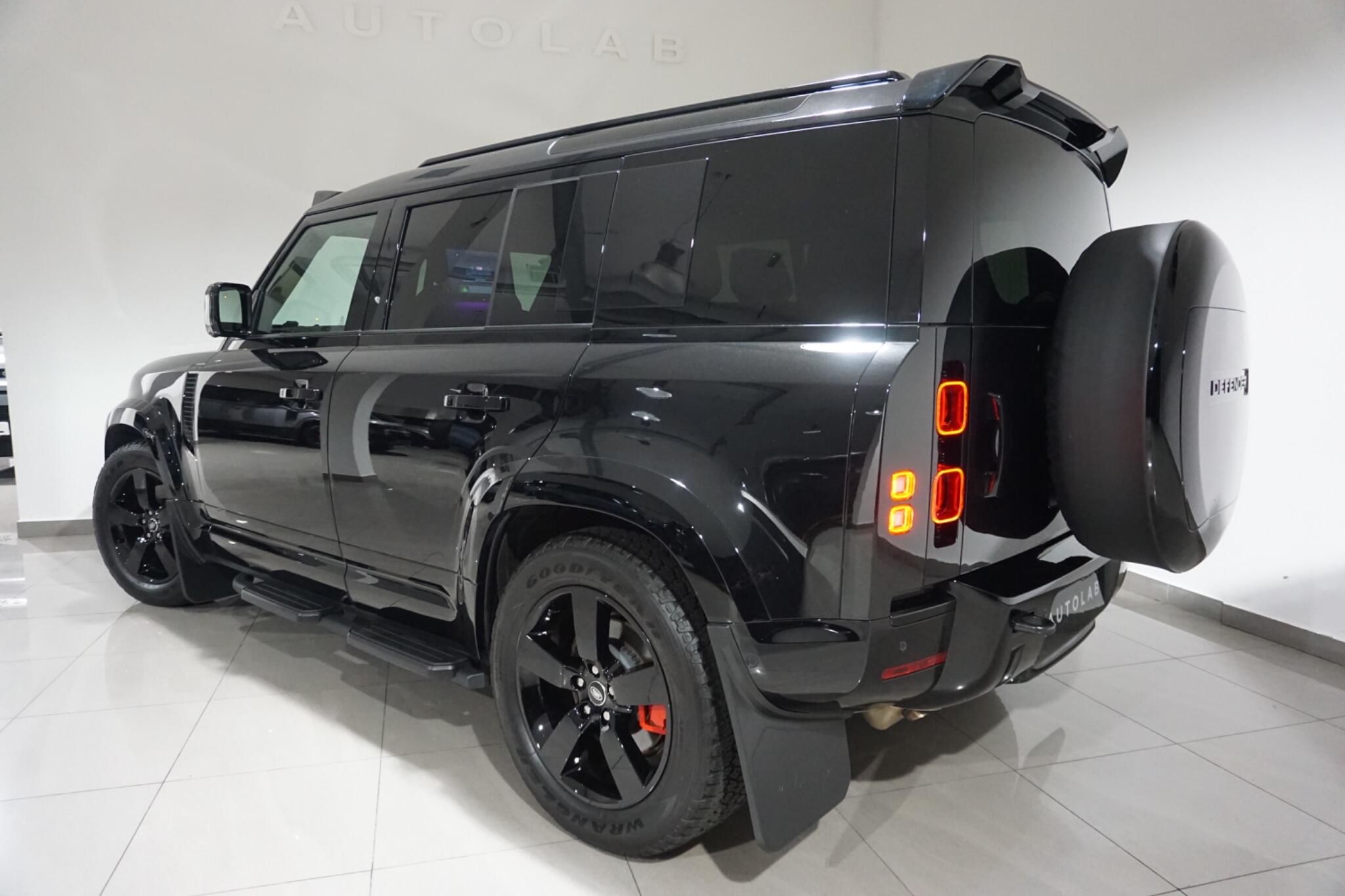 Land Rover Defender 110 3.0 D350 MHEV X-Dynamic SE SUV 5dr Diesel Auto 4WD Euro 6 (s/s) (350 ps)